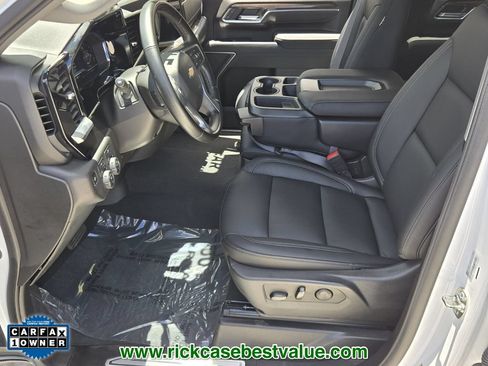 Used 2025 Chevrolet Silverado 2500 LT w/ Convenience Package AWD/4WD image 10
