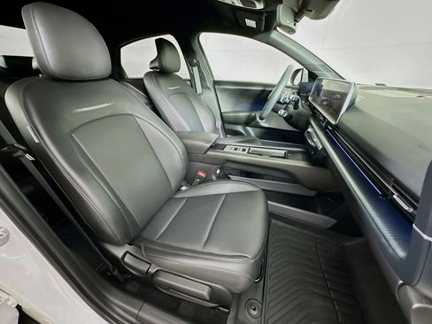 Used 2024 Hyundai Ioniq 6 SEL image 31