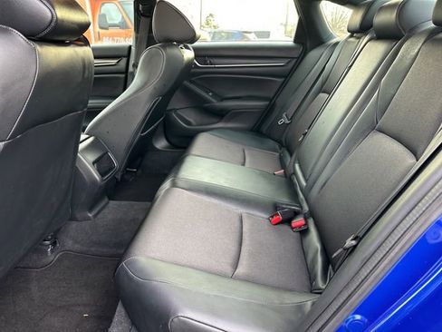 Used 2022 Honda Accord Sport image 11