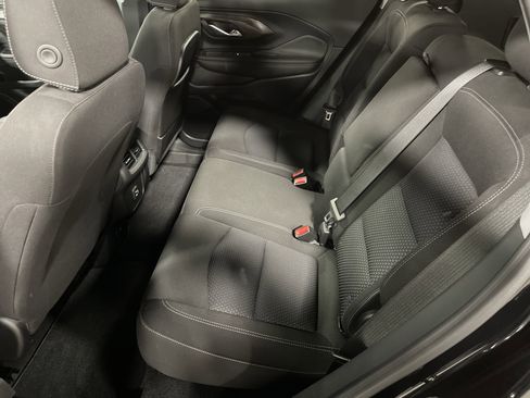 Used 2022 GMC Terrain SLE w/ Driver Convenience Package image 11