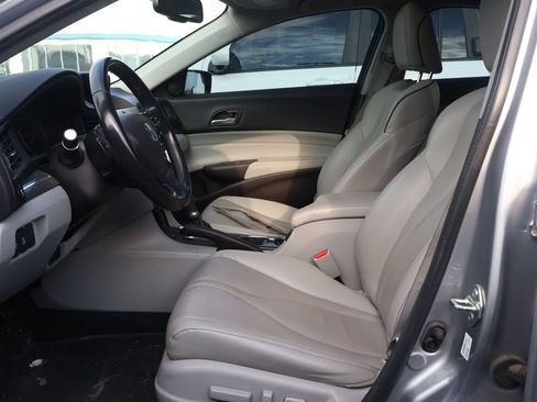 Used 2019 Acura ILX FWD image 8