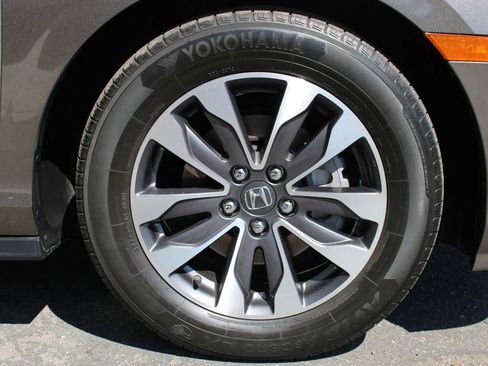 Used 2022 Honda Odyssey EX-L image 36