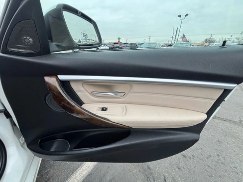 Used 2016 BMW 328d xDrive Wagon image 14