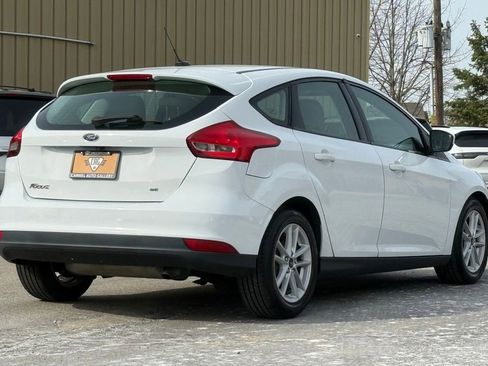 Used 2018 Ford Focus SE FWD image 5