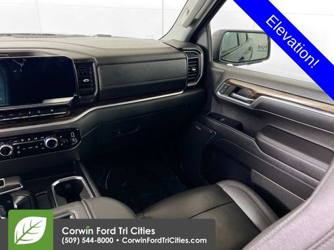 Used 2022 GMC Sierra 1500 Elevation w/ Elevation Premium Package AWD/4WD image 26