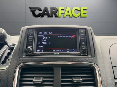 Used 2019 Dodge Grand Caravan SXT FWD image 35