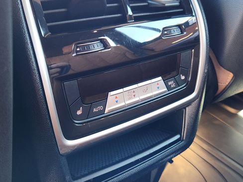 Used 2023 BMW X5 xDrive45e w/ Executive Package image 24