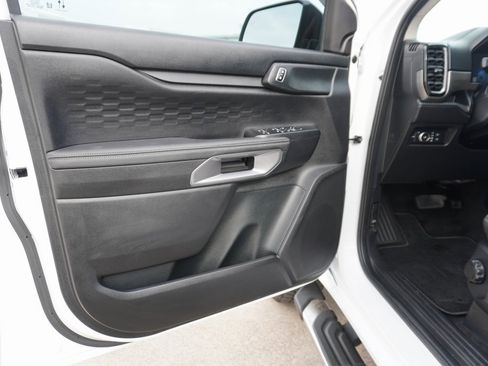 Used 2024 Ford Ranger XLT w/ Technology Package image 8