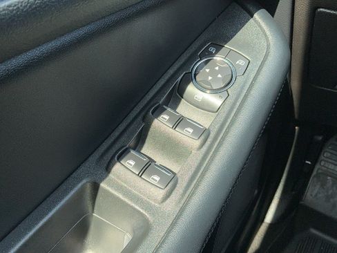 Used 2022 Ford Edge SEL w/ Convenience Package AWD/4WD image 17