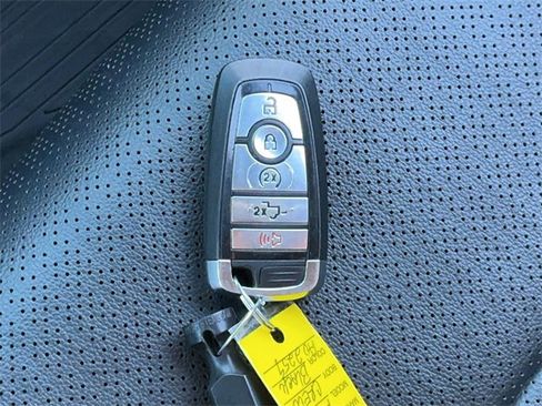 Used 2024 Ford F150 Lariat w/ FX4 Off-Road Package image 29