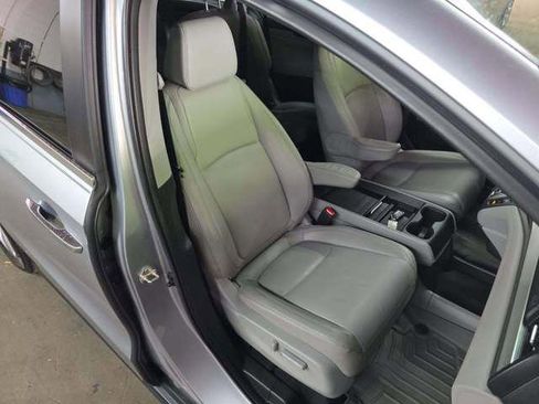 Used 2018 Honda Odyssey EX-L image 5