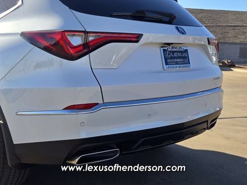 Used 2023 Acura MDX SH-AWD w/ Advance Package image 5