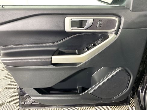 Used 2021 Ford Explorer XLT w/ Class III Trailer Tow Package image 13