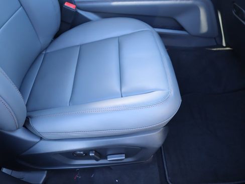 New 2026 Ford Explorer Active w/ Active Comfort Package image 15