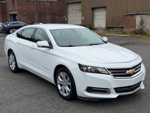 Used 2019 Chevrolet Impala LT FWD image 3
