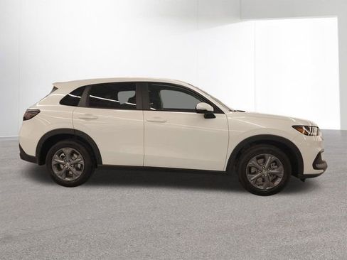 New 2026 Honda HR-V LX image 35