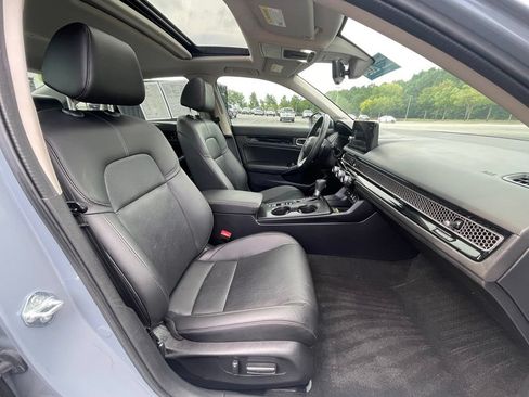 Used 2024 Honda Civic Touring image 32
