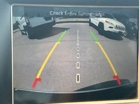 Used 2016 Jeep Grand Cherokee Limited w/ Trailer Tow Group IV AWD/4WD image 19