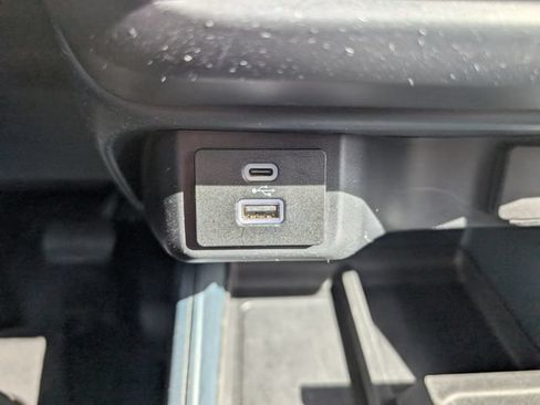 Used 2022 Ford Maverick XL FWD image 23