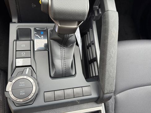 New 2025 Toyota Tacoma SR5 AWD/4WD image 38