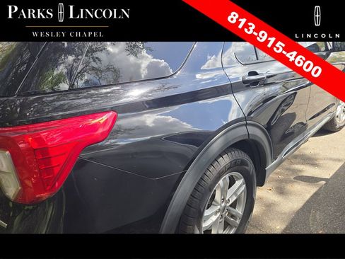 Used 2020 Ford Explorer XLT image 13