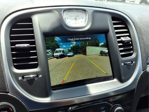Used 2021 Chrysler 300 Touring L w/ Popular Equipment Group AWD/4WD image 22
