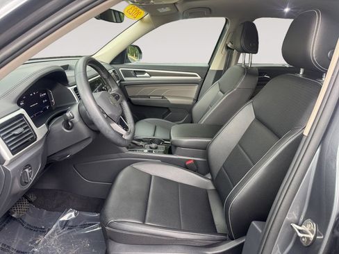 Used 2023 Volkswagen Atlas SE AWD/4WD image 9