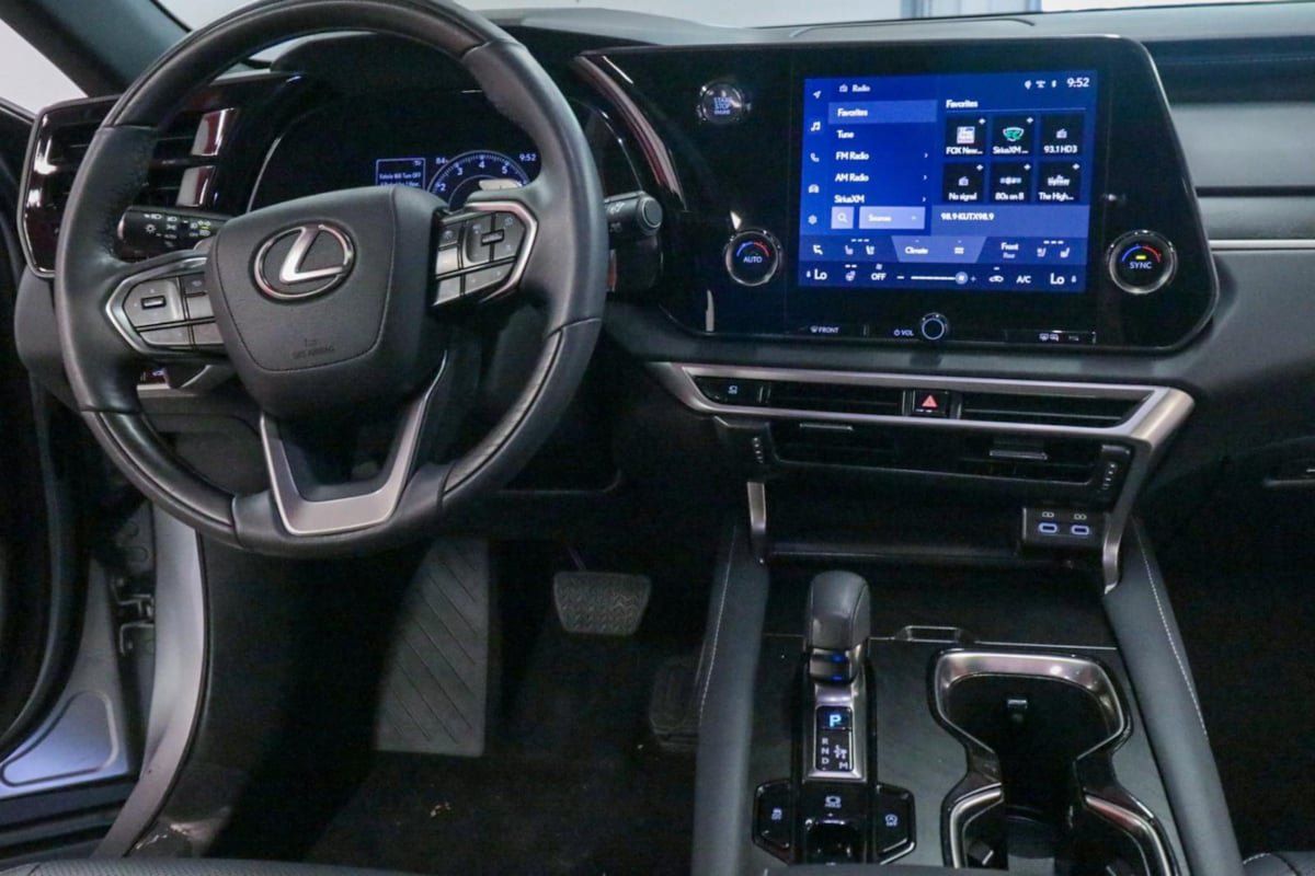 Used 2023 Lexus RX 350 Premium w/ Accessory Package (Z1) FWD image 26