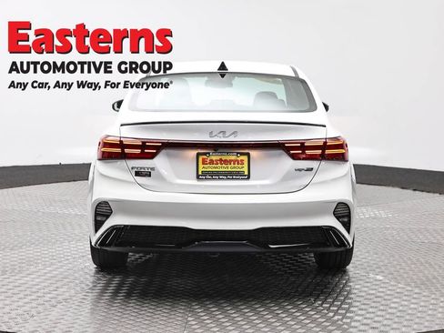 Used 2022 Kia Forte GT-Line w/ GT-Line Premium Package FWD image 6