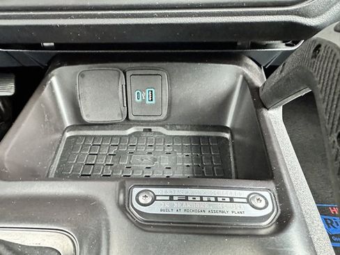 Used 2024 Ford Bronco Outer Banks image 19