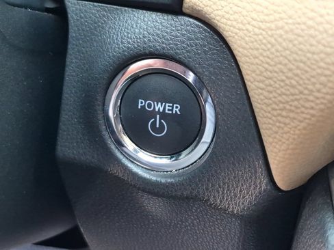 Used 2023 Toyota RAV4 XLE Premium AWD/4WD image 21