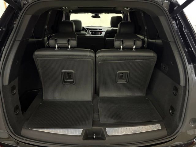 Used 2024 Cadillac XT6 Luxury w/ LPO, Floor Liner Package AWD/4WD image 12