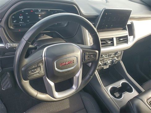 Certified 2024 GMC Yukon XL SLE w/ Gmc Pro Safety Plus Package image 17