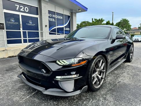 Used 2020 Ford Mustang GT w/ Equipment Group 301A RWD image 1