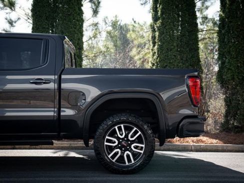 Used 2020 GMC Sierra 1500 AT4 w/ AT4 Premium Package image 13