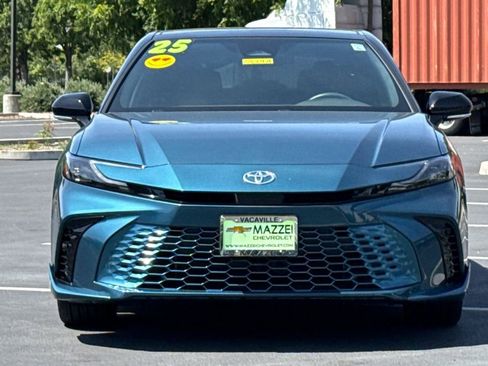 Used 2025 Toyota Camry XSE FWD image 7