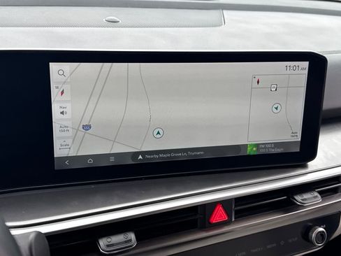 Used 2025 Kia Sorento S image 21