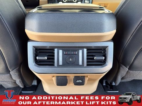 Used 2023 Ford F250 Lariat w/ FX4 Off-Road Package AWD/4WD image 31