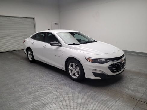 Used 2024 Chevrolet Malibu LS FWD image 13