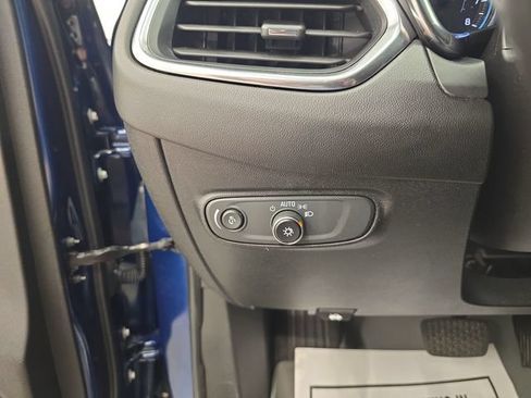 Used 2019 Chevrolet Equinox LT AWD/4WD image 32