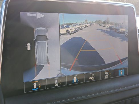 Used 2021 Chevrolet Tahoe LT w/ LT Signature Package image 23