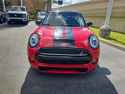 Used 2021 MINI Cooper S w/ Premium Package image 2