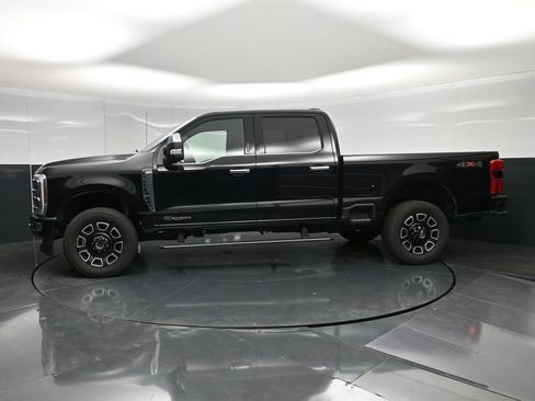 Used 2024 Ford F250 Platinum AWD/4WD image 6