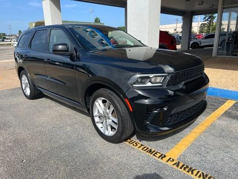 Used 2023 Dodge Durango GT RWD image 2