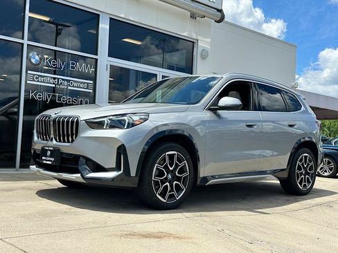 Used 2025 BMW X1 xDrive28i w/ Premium Package AWD/4WD image 4