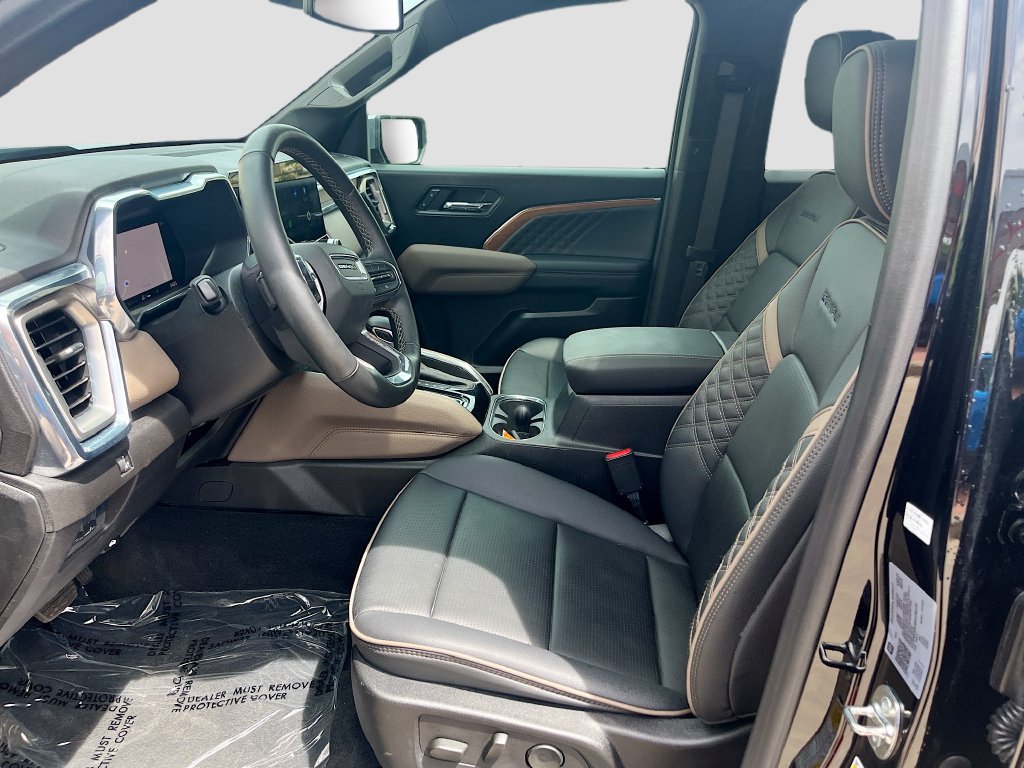 Used 2024 GMC Canyon Denali AWD/4WD image 22