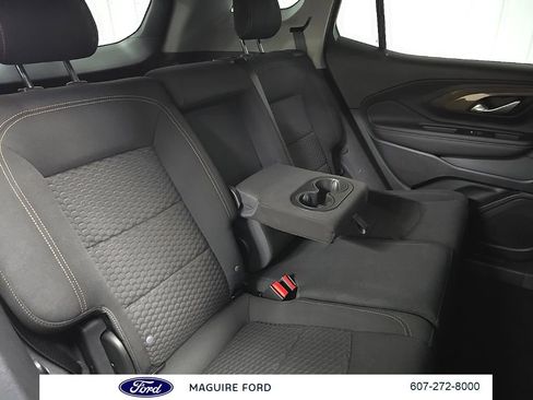 Used 2020 GMC Terrain SLE w/ Driver Convenience Package image 16