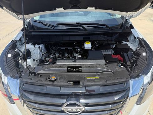 Used 2025 Nissan Pathfinder SV FWD image 19