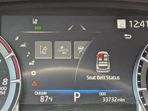 Used 2023 Toyota Highlander XLE FWD image 10