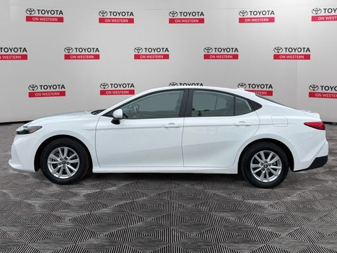 Certified 2025 Toyota Camry LE w/ Convenience Package AWD/4WD image 8